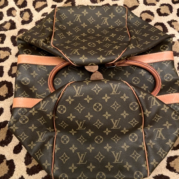 Louis Vuitton Keepall Authentic - Picture 2 of 12